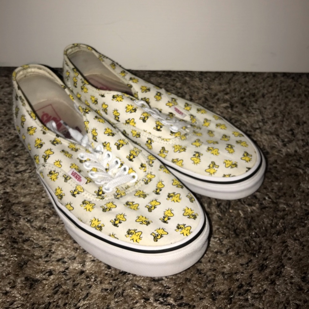 Limited edition Peauts vans ft Woodstock.